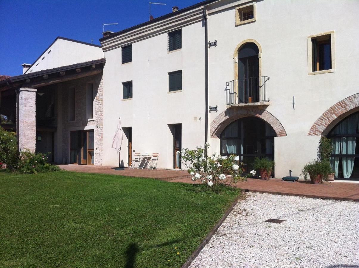 Corte Monticello Barbarano Vicentino Номер фото